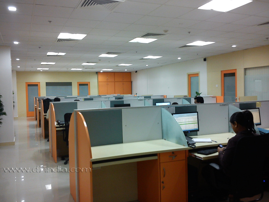smart office alcor workhall1