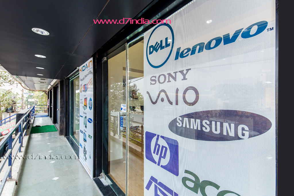 chic store kida showroom entryview1